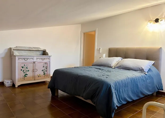 Duplex Proche Mer, Clim Terrasse A Borgo (Corsica)